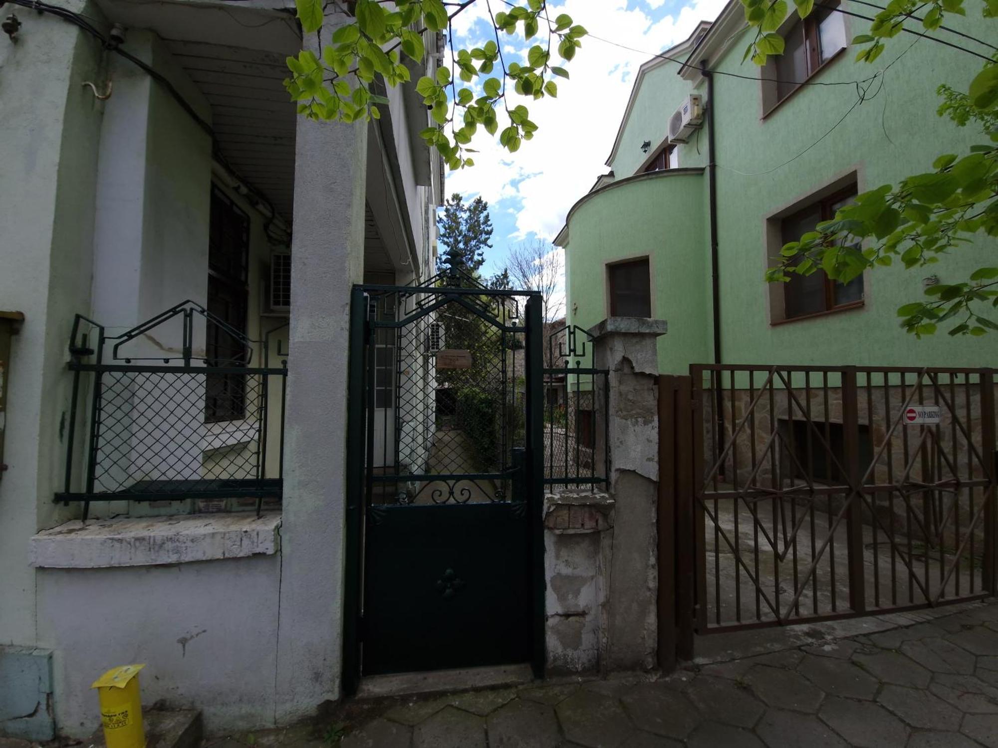 Етаж От Къща С Двор Apartamento Burgas Exterior foto